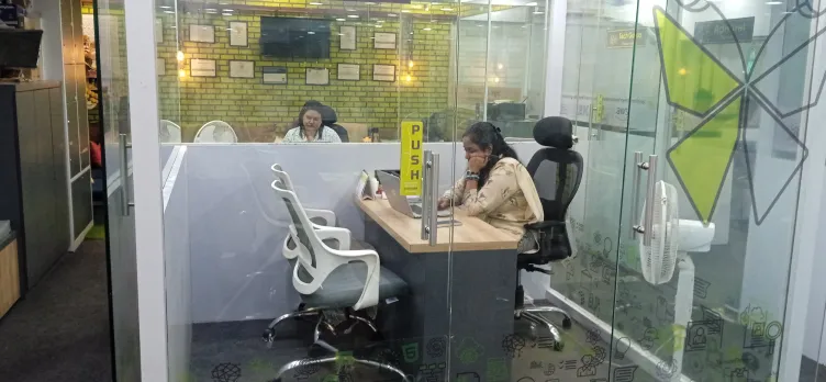 Career Guide Cabin At Nagpur Branch